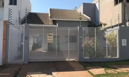 Casa com 3 quartos à venda na rua pioneiro waldemar buosi, 170, jardim oriental, maringá, 130 m2 por r$ 580.000