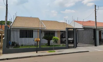 Casa com 3 quartos à venda na Rua Professor Jailton Saraiva, 361, Jardim América, Maringá