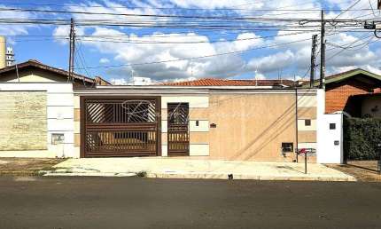 Casa com 3 quartos à venda na Rua Maria Társia, Jardim Elite, Piracicaba