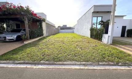 Terreno em condomínio fechado à venda na Avenida Laranjal Paulista, Campestre, Piracicaba