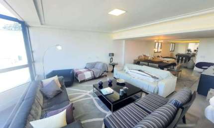 Cobertura à Venda 454 m², 5 Dormitórios(3 Suítes), Centro Florianópolis/SC