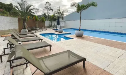 Apartamento com 2 suítes e 1 vaga de garagem na praia brava em itajaí