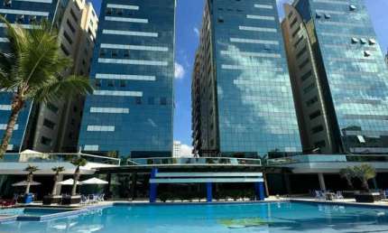 Apartamento frente mar com 4 suítes no melhor Home Club do centro de Itapema