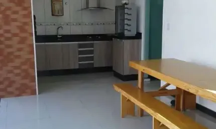 Casa com 3 dormitórios sendo 1 suíte e 1 vaga de garagem no Centro de Penha