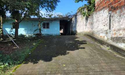 Terreno para Comércio em uma rua movimentada no Monte Alegre em Camboriú