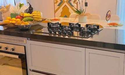 Apartamento com 3 suítes e 2 vagas de garagem próximo academia Smart Fit em Balneário Camboriú