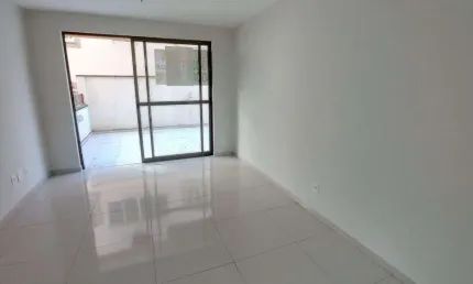Apartamento à venda com 2 dormitórios (1 suíte),  105 m², garagem e hobby box - trindade - florianópolis/sc