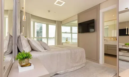 Apartamento com 3 suítes sendo 1 master com banheira 4 vagas de garagem em Balneário Camboriú