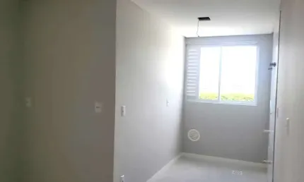 Apartamento próximo do Beto Carrero, com 2 dormitórios sendo 1 suíte em Penha/SC.