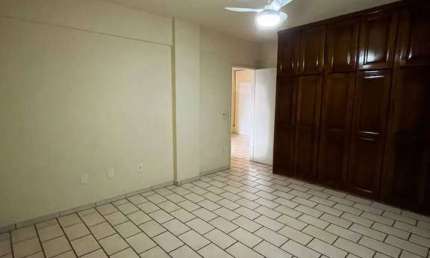 Apartamento com 3 dormitórios sendo 1 suíte e 1 vaga de garagem no Bairro Andorinha em Itapema
