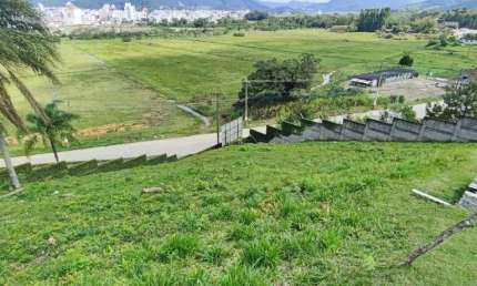 Terreno em Condominio fechado no Bairro Distrito Rio do Meio em Camboriú