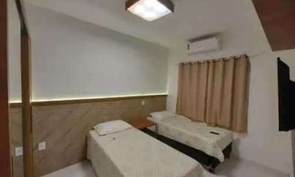 Apartamento perto da praia com 2 dormitórios sendo 1 suíte e 1 vaga em Porto Seguro - Bahia
