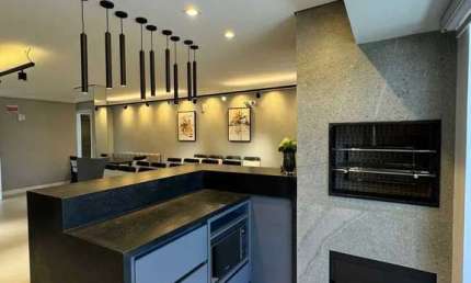 Apartamento com 2 suítes e 1 vaga de Garagem no Bairro Vila Operária em Itajaí