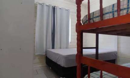 Casa com 4 dormitórios e 3 vagas de garagem em Itapoá