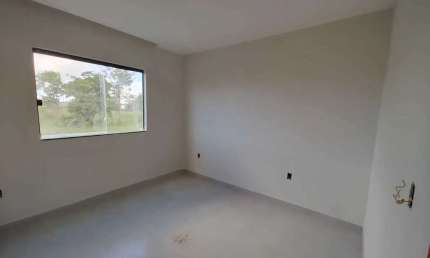 Casa com 3 dormitórios sendo 1 suíte e 4 vagas de garagem no bairro Tabapiri em Porto Seguro BA