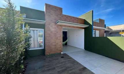 Casa com 2 dormitórios e 1 vaga de garagem no Bairro Mata Atlantica - Tijucas