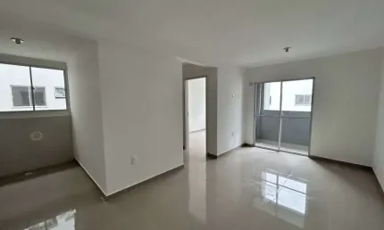 Apartamento em Home Clube com 2 dormitórios e 1 vaga no Bairro Cedro em Camboriu
