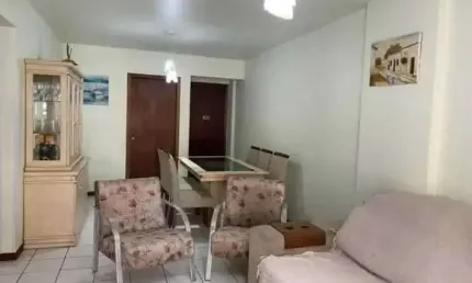 Apartamento Quadra Mar com 3 dormitórios sendo 1 suíte, 1 vaga no Centro de Balneário Camboriú