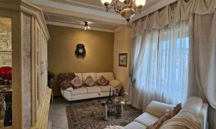 Casa à Venda, 280m2, 3 Dormitórios(01 Suíte), 3 Vagas , Areias, São José/SC