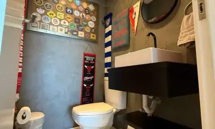 Apartamento diferenciado e mobiliado com 2 suítes e 1 vaga de garagem no bairro fazenda em itajaí