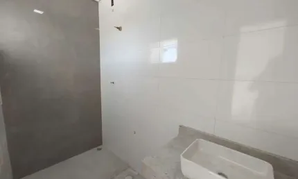 Casa com 3 dormitórios sendo 2 suítes e 1 vaga de garagem em Porto Seguro na Bahia