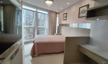 Apartamento com 4 quartos e 3 vagas de garagem no bairro meia praia - itapema