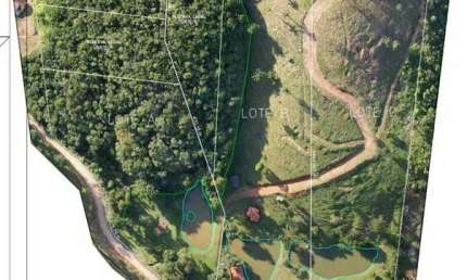 Sítio com 65.586m2, chalés, tanques de tilápia e salão de festas no Bairro Cedro - Camboriú