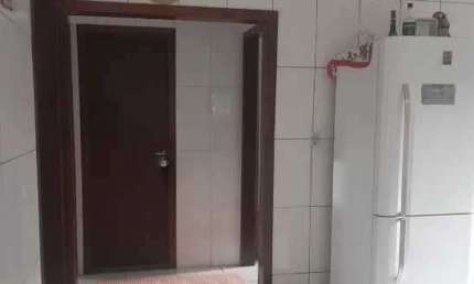 Casa com 4 quartos e 2 vagas de garagem em Balneário Piçarras