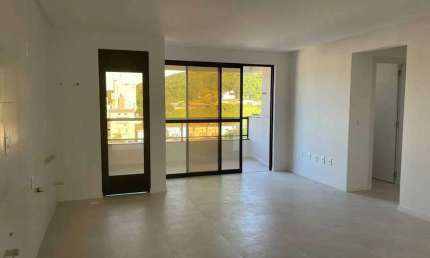 Apartamento alto padrão com 2 dormitórios sendo 1 suíte e 1 vaga privativa em Camboriú