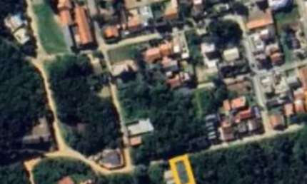 Terreno de 495m² à venda aprox. 200m da Praia Grande em Penha/SC.