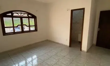 Casa com 3 dormitórios sendo 1 suíte 2 vagas de garagem proximo terminal urbano água verde em blumenau