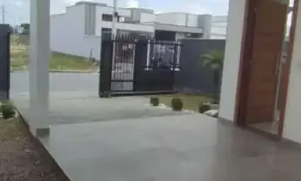 Casa com 2 dormitórios sendo 1 suíte e 2 vagas no Bairro Bosque da Mata em Tijucas