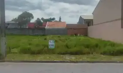 Terreno 12x25 300 m2 em rua asfaltada no Centro Penha/SC