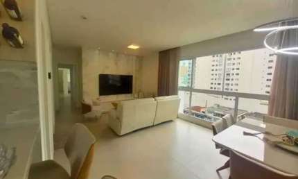 Apartamento mobiliado com 3 suítes e 3 vagas de garagem em Balneário Camboriú- Centro