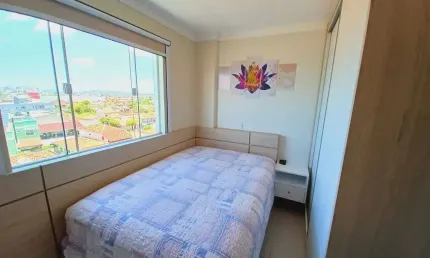 Apartamento mobiliado com 3 dormitórios e 1 vaga de garagem - frente mar em itajubá