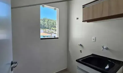 Casa semi mobiliada com 2 dormitórios sendo 1 suíte, 2 vagas de garagem em Itajuba,  Barra Velha