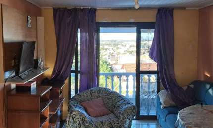 Casa com 6 dormitórios e 3 vagas de garagem no bairro Guarani em Colombo PR