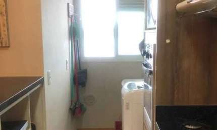 Apartamento finamente mobiliado com 3 dormitórios aprox. 60m da Praia de Armação - Penha/SC
