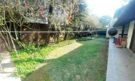 Casa à Venda, 327 m², 6 Dormitórios, (1 Suíte),  Trindade, Florianópolis/SC