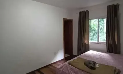 Casa à aprox. 100m da praia grande com vista para o mar e loft com acesso individual - penha/sc