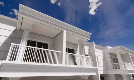 Sobrado de alto padrão com 3 suítes  e 2 vagas de 178m² a 230m da praia de itajuba - barra velha/sc