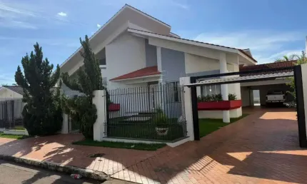 Casa mobiliada com 2 suítes e 2 vagas de garagem no jardim riva primavera do leste mt