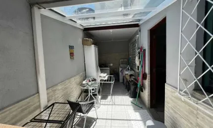 Sobrado com 03 dormitórios , valor de ocasião, no bairro são joão