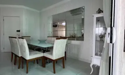 Apartamento com  3 suítes e 2 vagas na garagem em itapema