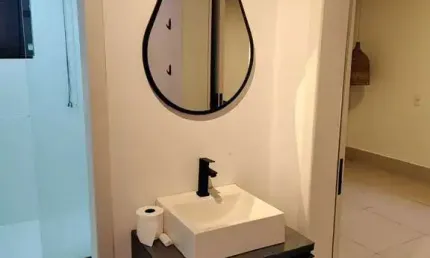 Casa alto padrão com 3 dormitórios sendo 1 suíte e garagem ampla em balneário camboriú