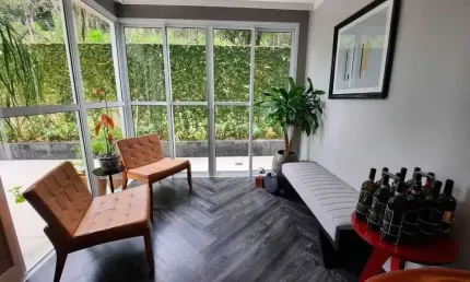 Apartamento garden com 3 dormitórios sendo 1 suíte e 3 vagas de garagem nações balneário camboriú