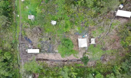 Terreno para investimento na praia com 180m2 em itapoá- sc