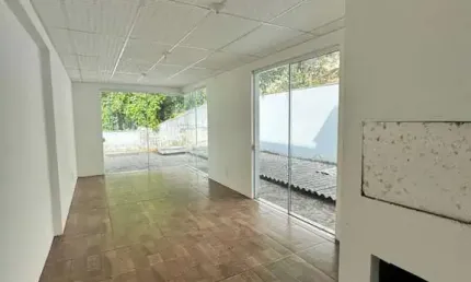 Casa com 4 dormitórios sendo 2 suítes e ampla garagem a no bairro jardim blumenau - blumenau/sc