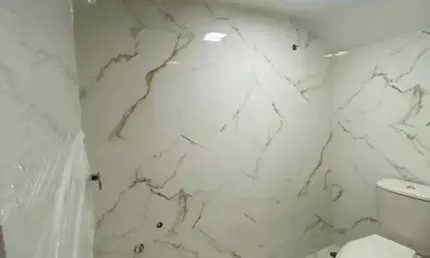 Sobrado 3 suítes e 1 vaga de garagem em balneário perequê