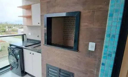 Apartamento com 2 dormitórios sendo 1 suíte e 1 vaga de garagem em guaratuba